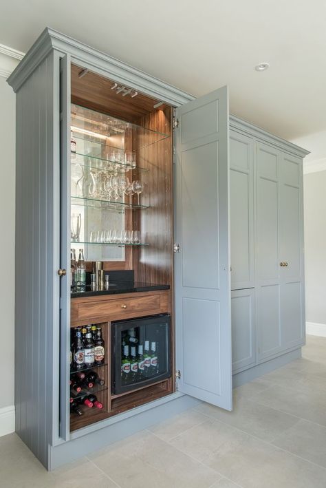 Howdens Drinks Cabinet, Home Drinks Cabinet, Drinks Cabinet With Wine Fridge, Drinks Cabinet With Fridge, Drinks Cabinet Bar, Hidden Drinks Cabinet, Hidden Wine Fridge, Built In Drinks Cabinet Living Rooms, Built In Drink Fridge