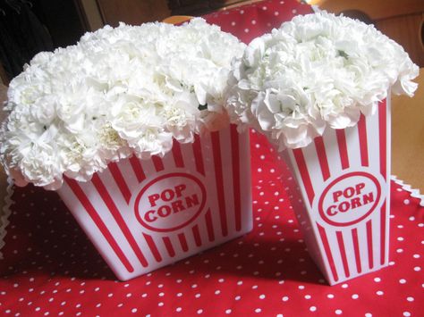 Carnation Popcorn Floral Arrangement - Carnival/Circus Party Baby Shower Popcorn, Deco Cinema, Carnival Baby Showers, Circus Wedding, Carnival Circus, Circus Theme Party, Pop Baby Showers, Carnival Themed Party, Circus Birthday Party