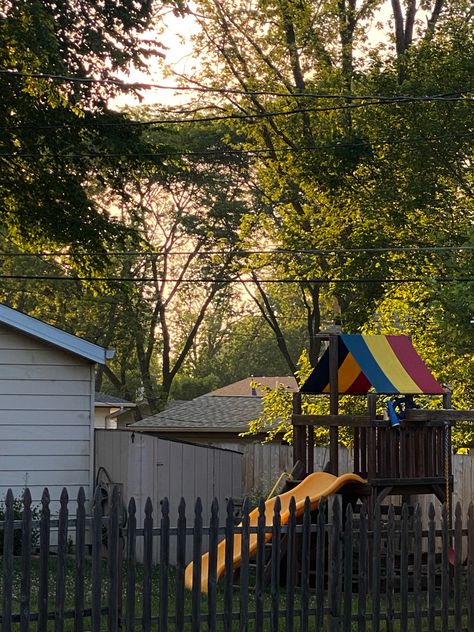 Suburban night, midwest aesthetic 2000s Suburban Aesthetic, Vintage Suburbia Aesthetic, 80s Midwest Aesthetic, Suburban Mom Aesthetic, Suburban Gothic Aesthetic, Suburban Childhood, Suburb Aesthetic, Suburbia Aesthetic, Suburban Summer