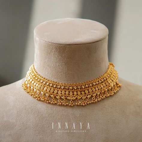 Rumi Choker Pre Order | IHJ Indian Gold Necklace Designs, Unique Gold Jewelry Designs, Bridal Necklace Designs, Gold Jewels Design, Neck Pieces Jewelry, Antique Necklaces Design, New Gold Jewellery Designs, Indian Bridal Jewelry Sets, Bridal Jewellery Design