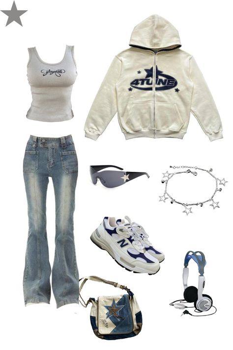 Star Jeans Outfit, Star Girl Aesthetic Outfits, Y2k Fashion Outfits, Flare Jean Outfit, Yk2 Outfits, Outfits Street Styles, Y2k Outfits Street Styles, Closet Clothing, Y2k Aesthetic Fashion