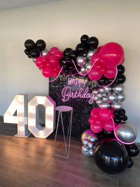 Pink Silver Black Party Decorations, Black And Pink Balloons Decoration, Pink Black And Silver Party Decor, Glam Party Decorations, Black Party Decorations, Gold Birthday Party Decorations, Silver Party Decorations, Birthday Party Planner, Disco Party Decorations