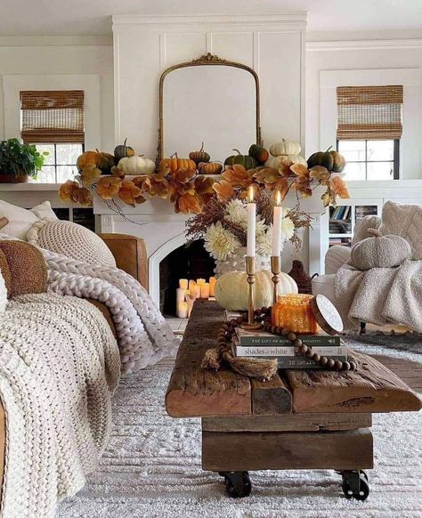 Fall Inspired Living Room, Vintage Fall Decor, Fall Mantle Decor, Fall Fireplace, Fall Coffee Table, Fall Mantle, Fall Living Room, Fall Decor Inspiration, Fall Thanksgiving Decor