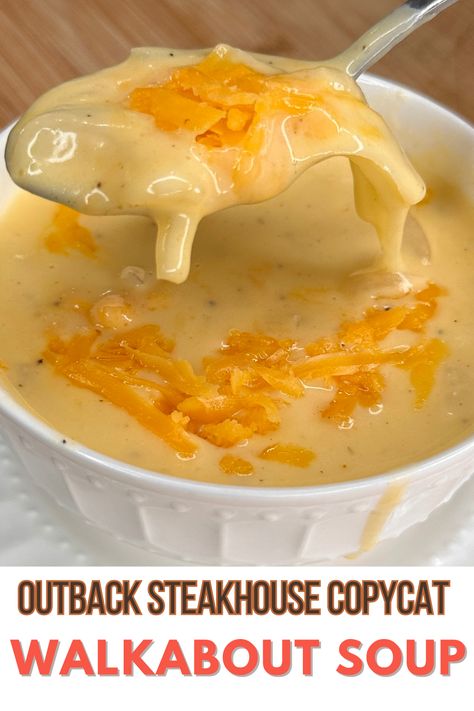 Walkabout Soup, Creamy Soup Recipes, Outback Steakhouse, Copycat Restaurant Recipes, Delicious Soup Recipes, Healthy Detox, Creamy Soup, Cheese Soup, Soup And Sandwich