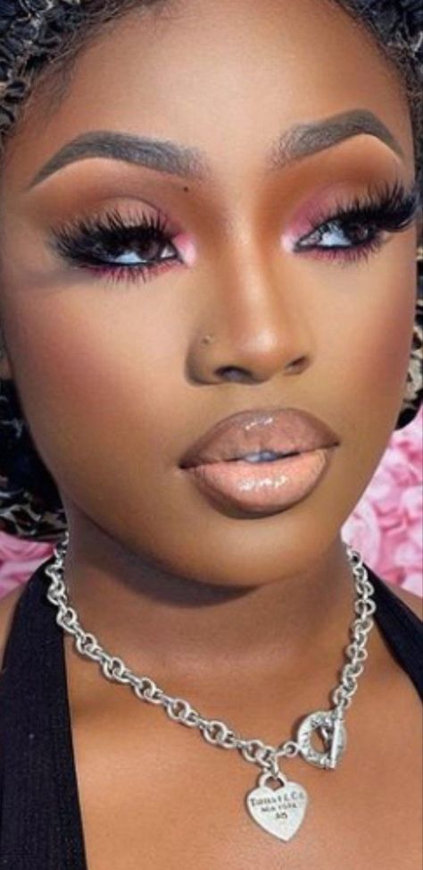 Makeup For Black Women Eye Shadow, Barbie Birthday Makeup, Soft Barbie Makeup Look, Pink Eye Looks Black Women, Makeup With Pink Under Eye, Graduation Makeup Looks Black Women, Pink Makeup Look Black Women, Prom Makeup Black Women Pink, Makeup Ideas Under Eyes