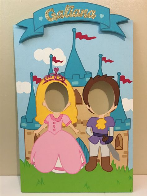 Princess Photo Booth Frame, Fairy Tale Photo Booth, Princess Photo Booth, Diy Hula Hoop, Photobooth Frame, Pink And Gold Decorations, Princess Frame, Party Photo Frame, Hoop Frame