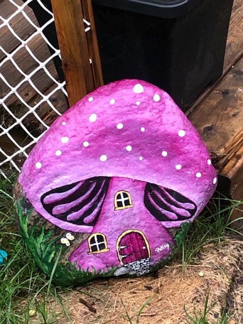 Easy Rock Painting Ideas, Easy Rock Painting, Garden Rock Art, Diy Rock Art, Painted Rock Animals, Stones Art, Rocks Painted, Rock Painting Ideas, Stone Art Painting