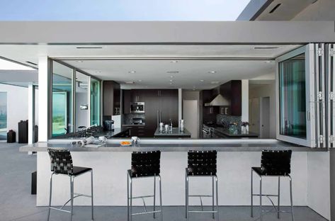 Pass Through Kitchen, Windows Modern, Pass Through Window, Window Bars, Modern Outdoor Kitchen, Indoor Outdoor Kitchen, Container Office, Outdoor Kitchen Bars, Ceramic Bathroom