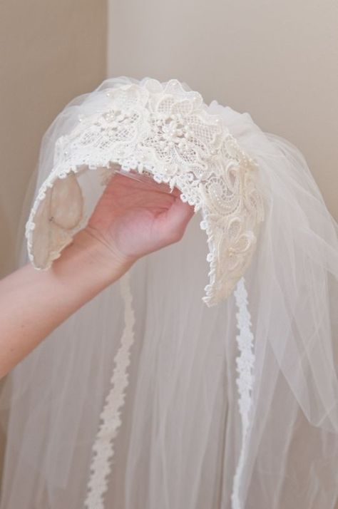 Vintage Wedding Veil, Lace Headpiece, Wedding Veil Vintage, Long Veil Wedding, Vintage Veils, Bridal Hat, Veil Hairstyles, Cathedral Veil, Wedding Gowns Vintage