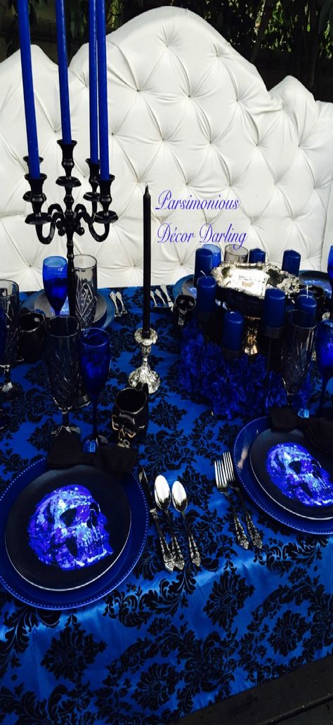 Black And Blue Gothic Wedding, Black And Blue Sweet 16 Party Ideas, Royal Blue Black And Silver Wedding, Royal Blue And Black Wedding Decorations, Black And Dark Blue Wedding, Blue And Black Wedding Ideas, Blue And Black Wedding Decor, Blue Goth Wedding, Black And Blue Birthday Decorations