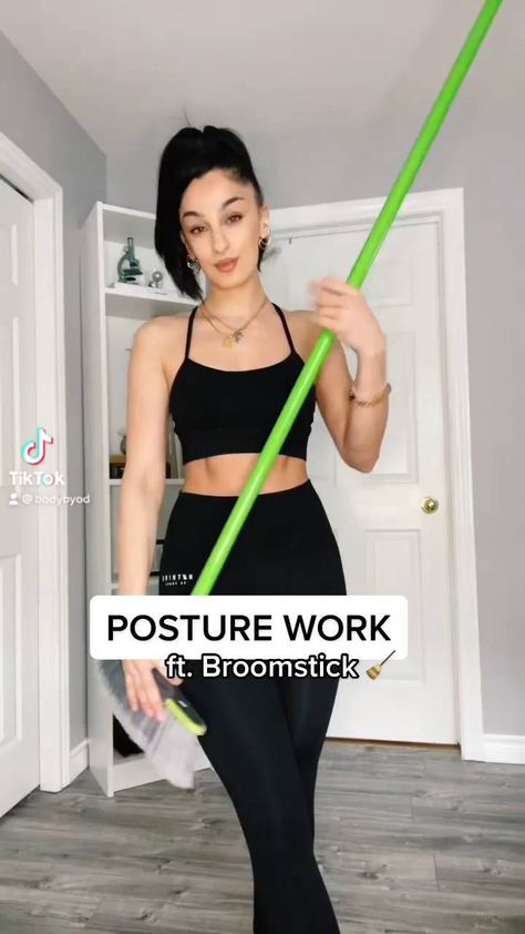 Broomstick Exercises, Posture Fix, Yoga Mandala, Posture Exercises, Breast Workout, Bar Workout, Weight Workout Plan, Posture Correction, Fit Board Workouts