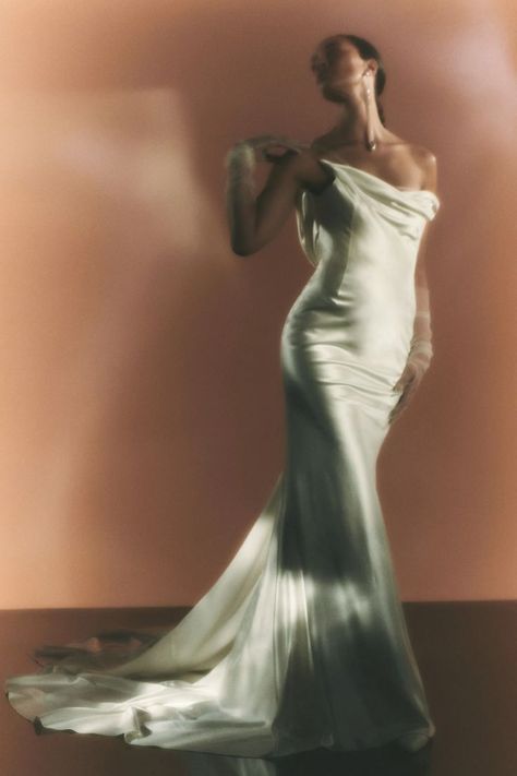 Vogue Fashion Illustration, Danielle Frankel, Pleated Gown, Off Shoulder Gown, Wedding Dresses Strapless, Bridal Fashion Week, Fall 2022, Tulle Wedding Dress, Vogue Fashion