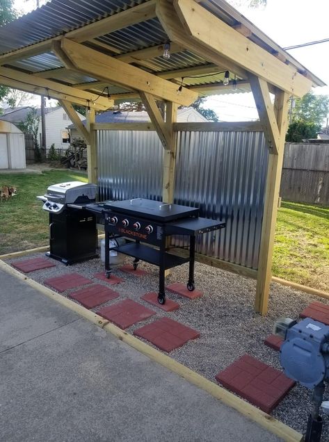 Bbq Shed, Outdoor Grill Area, Outdoor Bbq Area, Outdoor Grill Station, Grill Gazebo, Build Outdoor Kitchen, Outdoor Kitchen Plans, Outdoor Bbq Kitchen, Wreath Candy