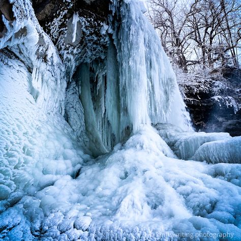 Frozen Waterfall, Minnehaha Falls, Winter Hiking Boots, Hiking Club, Scenic Road Trip, Trekking Poles, Winter Hiking, Mississippi River, Twin Cities