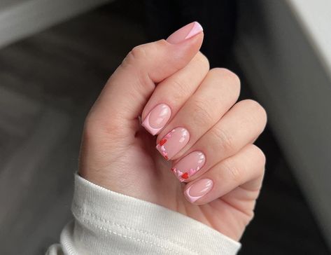 Romantic Nails, Cherry Nails, Spring Nail Designs, Nail Pictures, Short Nails Art, Nails Spring, Short Nail Designs, Spring Nail, Heart Nails