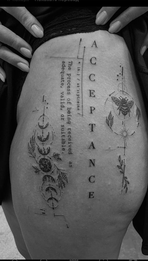 Concept Spine Tattoo, Hip Fine Line Tattoos Women, Concept Tattoo Women, Fine Line Tattoo Leg, Shoulder Blade Tattoo Men, Concept Design Tattoo, Davinci Tattoo, Concept Tattoo, Tattoo Perna