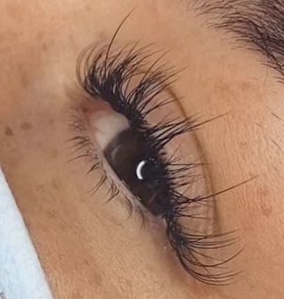 classic 9-15cc messy Wispy Lashes, Lashes, Makeup, Make Up