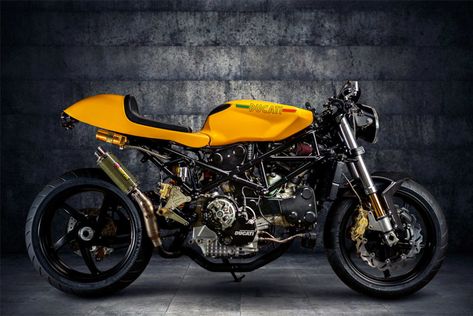 Ducati St4, Ducati 750ss, Harley V Rod, Triumph Motor, Ducati Cafe Racer, Cafe Racer Moto, Bike Exif, Cafe Racer Build, Wheel Art