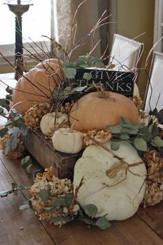 25+ Warm and Welcoming Fall Table Decorating Ideas Pumpkins And Gourds, Fall Arrangements, Fall Is In The Air, Fall Yall, Fall Deco, Fall Thanksgiving Decor, Autumn Decorating, Fall Table Decor, Fall Tablescapes