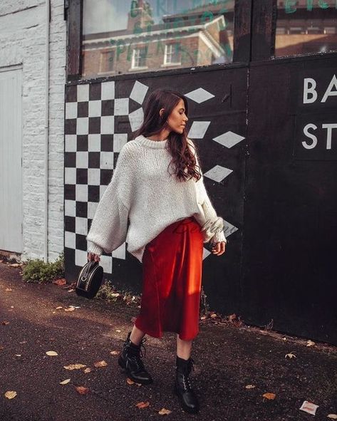 Red Silk Skirt Outfit, Silk Skirt Outfit Fall, Red Satin Skirt Outfit, Stylized Photoshoot, Red Silk Skirt, Red Satin Skirt, Red Skirt Outfits, Silk Skirt Outfit, Silk Slip Skirt