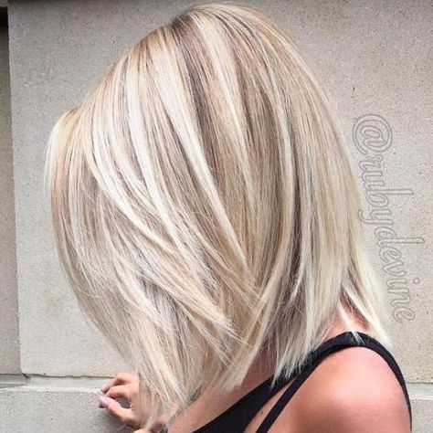 Medium Layered Blonde Hair                                                                                                                                                                                 More Layered Haircuts For Medium Hair, Platinum Hair, Haircuts For Medium Hair, Platinum Blonde Hair, Long Layered Hair, Platinum Blonde, Great Hair, Blonde Hair Color, Layered Hair