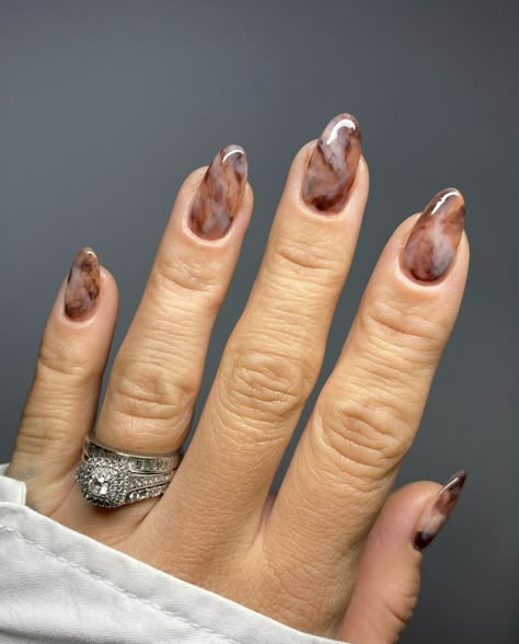 College Nails, Short Almond Nails, Cute Simple Nails, Brown Marble, Short Nails Art, Her Nails, Art Competitions, Fall Nail Art, Short Nail Designs