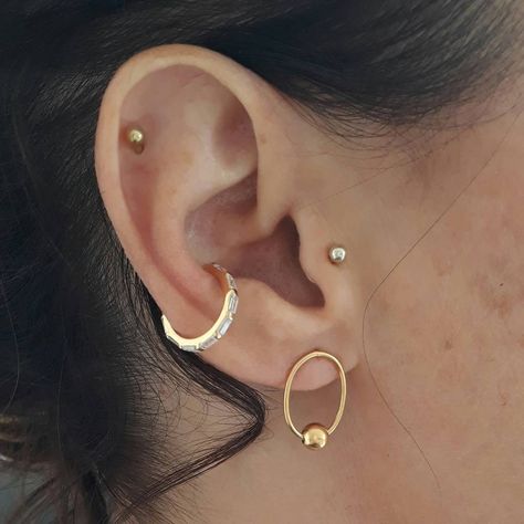 Ear Parts, Edgy Jewelry, Cuff Design, Latest Jewellery Trends, Gold Ear Cuff, Silver Ear Cuff, Classic Earrings, Matching Jewelry, Zirconia Earrings