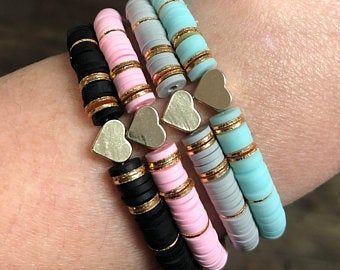 Clay Bead Ideas, Heishi Bracelets, Bead Bracelet Ideas, Clay Bead Bracelets, Heishi Bracelet, Girls Bracelet, Homemade Bracelets, Clay Bracelets, Polymer Clay Bracelet