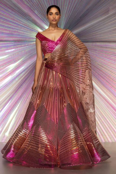 Buy #pink metallic ombre structured #lehenga in polymer. Paired with hand embroidered blouse & winged draped by #AmitAggarwal at #AzaFashions Shop online now at #Azafashions.com Call +91 8291990059 or email contactus@azafashions.com for enquiries. #wedding #festive #ethnic #tradional #shopping #shoponline #party #reception #bride Metallic Lehenga, Alexander Mcqueen Couture, Amit Aggarwal, Indian Dress Up, Hand Embroidered Blouse, Latest Bridal Lehenga, Gaun Fashion, Metal Clothing, Pink Metallic