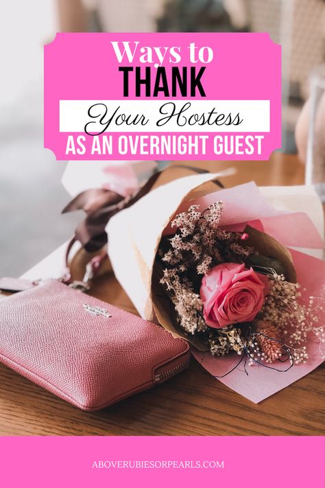 Have you ever been invited to be an overnight guest in someone’s home and wondered what you should bring? In this post, I share some ways that you can show appreciation to your hostess. Please click through to see 12 gift ideas. Hostess gifts, Hostess gift ideas Host Gift Ideas House Guests, Hospitality Gifts For Host, Summer Hostess Gift Ideas, Hostess Gift Ideas House Guests, Homemade Hostess Gifts, Hostess Basket, Hostess Gifts Summer, Diy Hostess Gifts, Easy Hostess Gifts