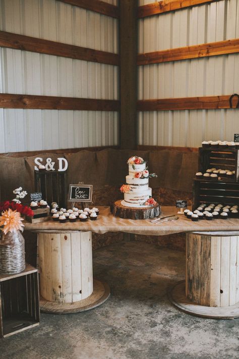 Country Backyard Wedding, Wood Spool Tables, Wooden Spool Tables, Country Backyard, Wedding Table Toppers, Semi Naked Cake, Shed Wedding, Spool Tables, Country Theme Wedding