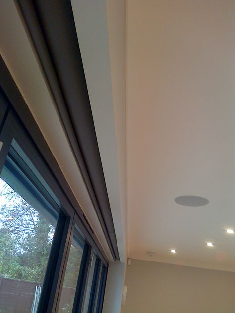 Ceiling Blinds, Patio Door Shades, Blinds Outdoor, Glass Bifold Doors, Patio Door Blinds, Restaurant Ceiling, Cortina Roller, Patio Door Curtains, Bathroom Blinds