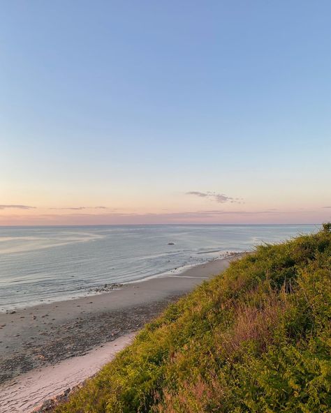 Cape Cod Aesthetic, Cape Cod Photography, Cape Cod Bay, East Coast Beaches, England Beaches, Hamptons Summer, Sunset At The Beach, Cape Cod Beaches, I Love The Beach