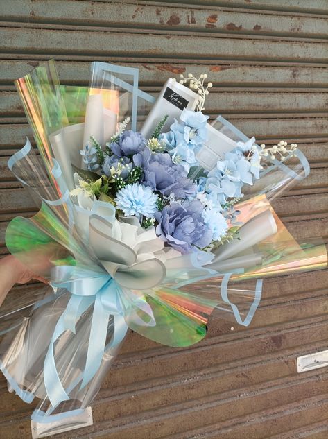 Buket Wisuda Aesthetic, Buket Aesthetic, Bouquet Wisuda, Buket Graduation, Bucket Wisuda, Ribbon Flowers Bouquet, Flower Boquet, Diy Bouquet Wrap, Money Bouquet