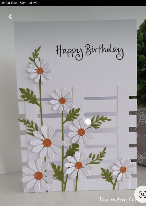 Fence Cards, Paper Flower Decorations, Lattice Cards, Make Paper Flowers, Fancy Fold Card Tutorials, Daisy Cards, Homemade Birthday Cards, Birthday Card Craft, Hand Made Greeting Cards