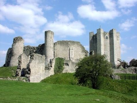 Conisbrough castle Conisbrough Castle, British Castles, English Castles, Yorkshire Uk, Visiting England, Manor Houses, South Yorkshire, Castle In The Sky, Castle Ruins