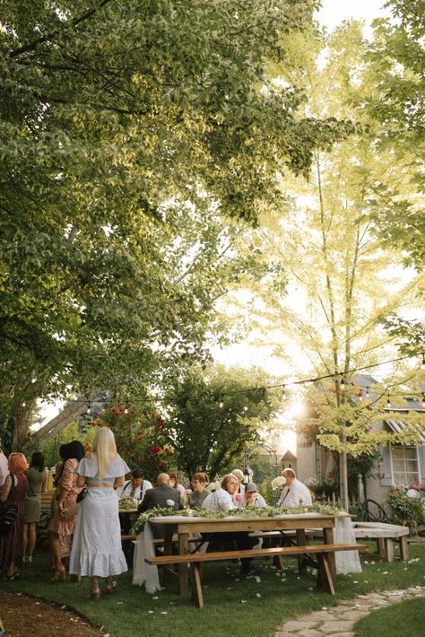 Backyard Real Wedding + Utah + Rocky Mountain Bride +45 Indie Backyard Wedding, Real Backyard Wedding, Relaxed Backyard Wedding, Spring Wedding Backyard, Mountain Chapel Wedding, Affordable Backyard Wedding, Mountain Backyard Wedding, Backyard Brunch Wedding, Budget Backyard Wedding