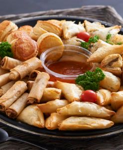 Pastries, Cheese and Cold Meat Platters – Underwraps Caterers Meat Platters, Spinach Pies, Veg Spring Rolls, Chicken Pies, Tasty Pastry, Delicious Chicken Salad, Platter Ideas, Sandwich Platter, Breakfast Platter