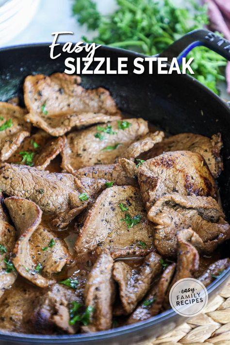 Juicy steak done in under 30 minutes! This sizzle steak recipe doesn't come up short on flavor. My family adores this easy, delicious sizzle steak recipe, and I LOVE how easy it is to cook and clean up! A delicious, flavor-packed marinade first tenderizes thinly sliced steak that’s cooked in a hot pan to create a weeknight steak dinner in just minutes. This is an easy and tasty beef dinner recipe that makes the whole family happy. Sliced Steak Recipes, Steakumm Recipes, Sizzle Steak, Leftover Prime Rib Recipes, Sizzle Steak Recipes, Steak Breakfast, Ribeye Steak Recipes, Tender Steak, Sliced Steak