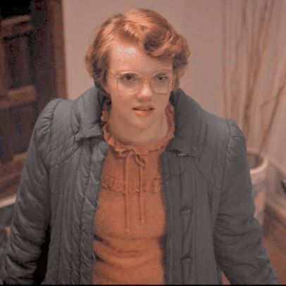 Stranger Things Barbara, Barb From Stranger Things, Stranger Things Season One, Barbara Holland, Shannon Purser, Barb Stranger Things, Celebrity Icons, Jonathan Byers, Character Icons