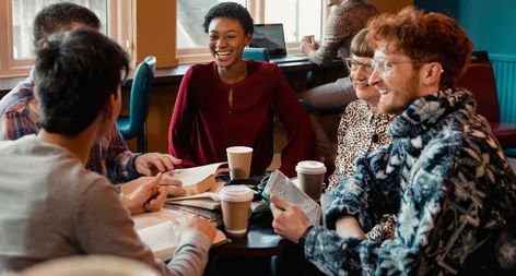 How to Have a Positive Bookish Community (Even On Twitter) Best Book Club Books, Online Book Club, Book Clubs, Online Book, Book Community, Improve Mental Health, Good Mental Health, Tech Trends, New Relationships