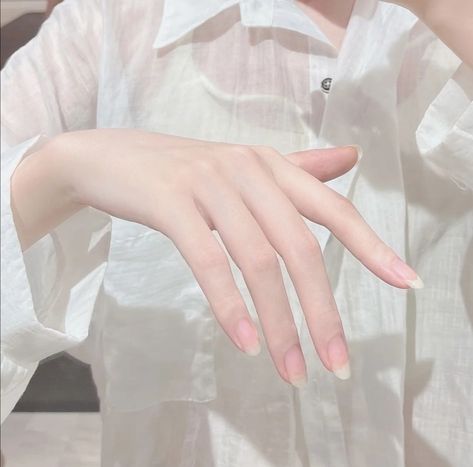 Pale White Skin, Long Natural Nails, Hand Drawing Reference, Hand Reference, Pretty Gel Nails, Beauty Goals, Pretty Hands, Hand Model, Hold My Hand