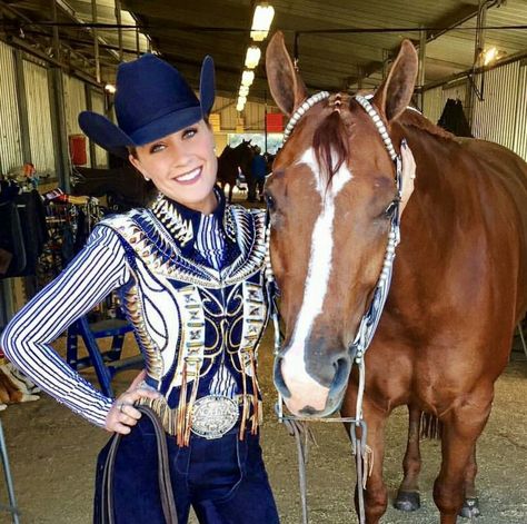 Bolero vest horse show shirt chaps cowboy hat fashion. Navy blue. Western Pleasure Outfit, Showmanship Outfit, Showmanship Jacket, Western Show Clothes, Western Show Shirts, Horse Show Clothes, Horse Riding Clothes, Show Jackets, Rodeo Queen