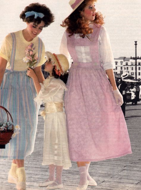 Cute Traveling Outfits, Fashion Decades, 80’s Fashion, Easter Fashion, 80s And 90s Fashion, Pastel Outfit, 20th Century Fashion, Seventeen Magazine, 1970s Dresses