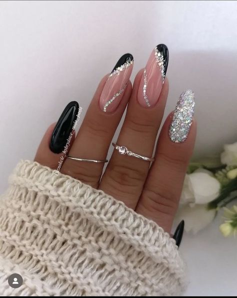 January Nails, Glittery Nails, Smink Inspiration, Nails 2023, Nail Designs Glitter, Beach Nails, Elegant Nails, Classy Nails, Fancy Nails