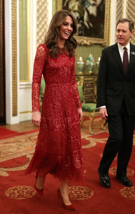 Kate Middleton’s Winter Outfits Are Fit for a Princess | Vogue Winter Evening Dresses, Kate Middleton Stil, Style Kate Middleton, Principe William Y Kate, Duchesse Kate, Düşes Kate, Herzogin Von Cambridge, Looks Kate Middleton, Kate Middleton Dress