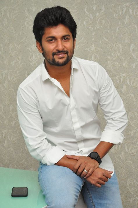 Tollywood Actor Nani MCA Movie Interview Pictures Nani Hero Photos, Nenu Local, Circuit Symbols, Gentleman Movie, India Actor, South Actors, Telugu Hero, Heroes Actors, Surya Actor