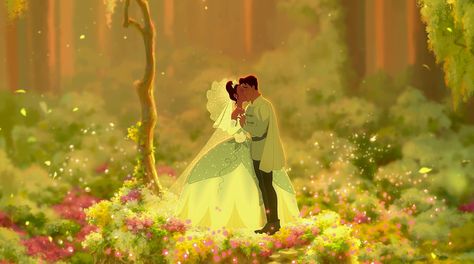 Tiana kisses Naveen Naveen Disney, Tiana Wedding, Tiana And Naveen, Prince Naveen, Disneyland Rides, Princesa Tiana, Frog Wallpaper, Wedding Movies, Princess Pictures