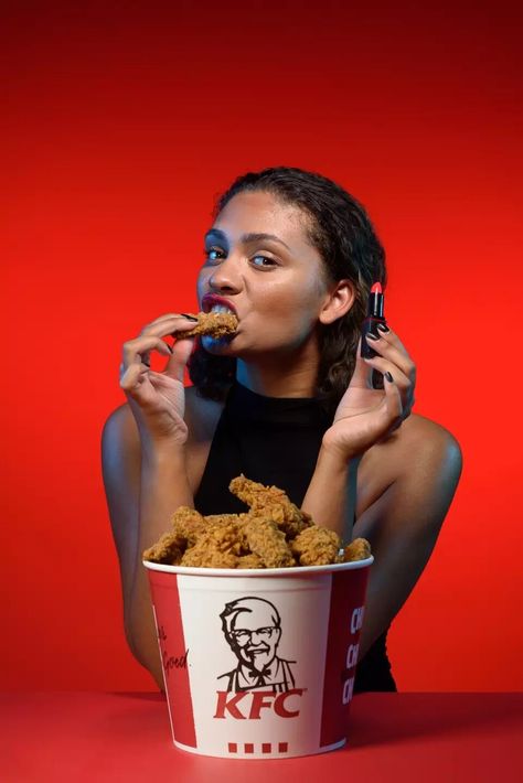 Kentucky Chicken, Chicken Photography, Kentucky Fried Chicken, National Lipstick Day, Kentucky Fried, Restaurant Week, Food Ads, Pizza Hut, Branding Inspiration