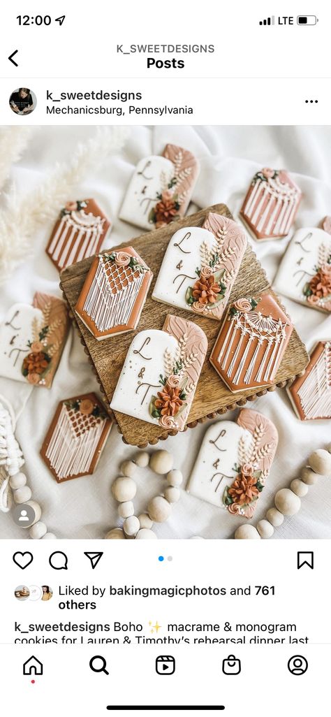 Bohemian Cookies Decorated, Boho Birthday Cookies Decorated, Boho Treats Ideas, Boho Decorated Cookies, Boho Wedding Shower Cookies, Boho Wedding Cookies Decorated, Boho Cookies Decorated, Boho Bridal Shower Cookies, Boho Wedding Cookies